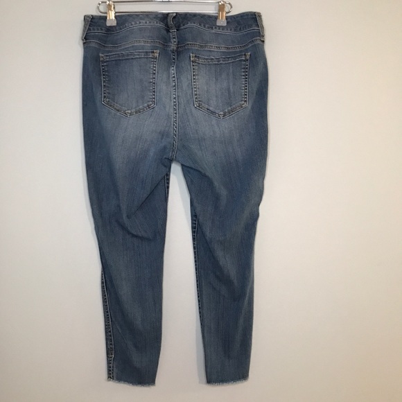 Torrid Ultra Skinny distressed jean - Picture 5 of 6